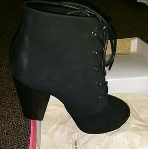 Women's Mossimo suede heel boots